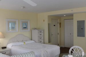 Photo of Edison Beach lodging near fort myers beach bars