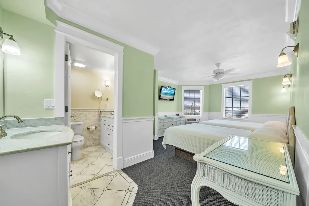 Accommodations page A DELUXE DOUBLE APARTMENT slide show pic 4